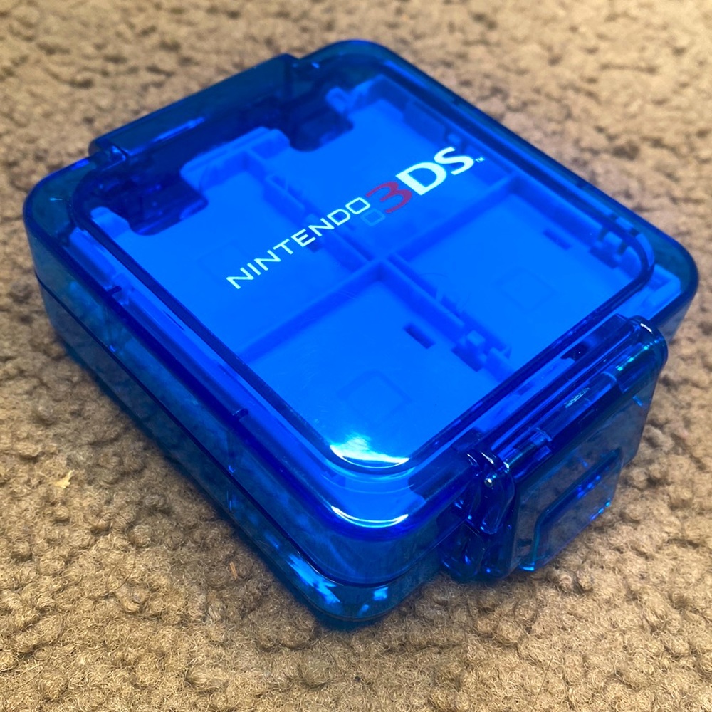 Nintendo 3DS compact game case
